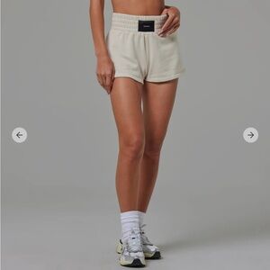 TALENTLESS BOXING SHORTS IN BONE SIZE LARGE